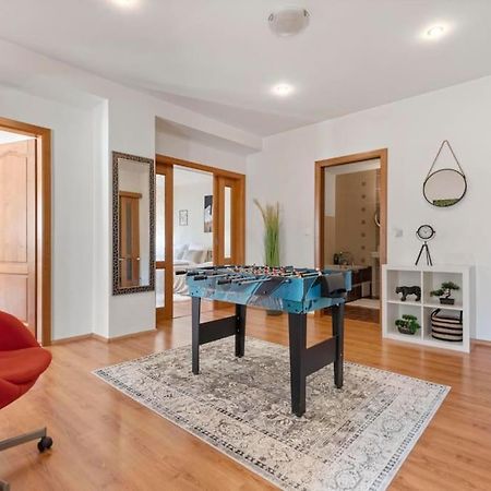Exclusive Apartment In Centre 브라티슬라바 외부 사진